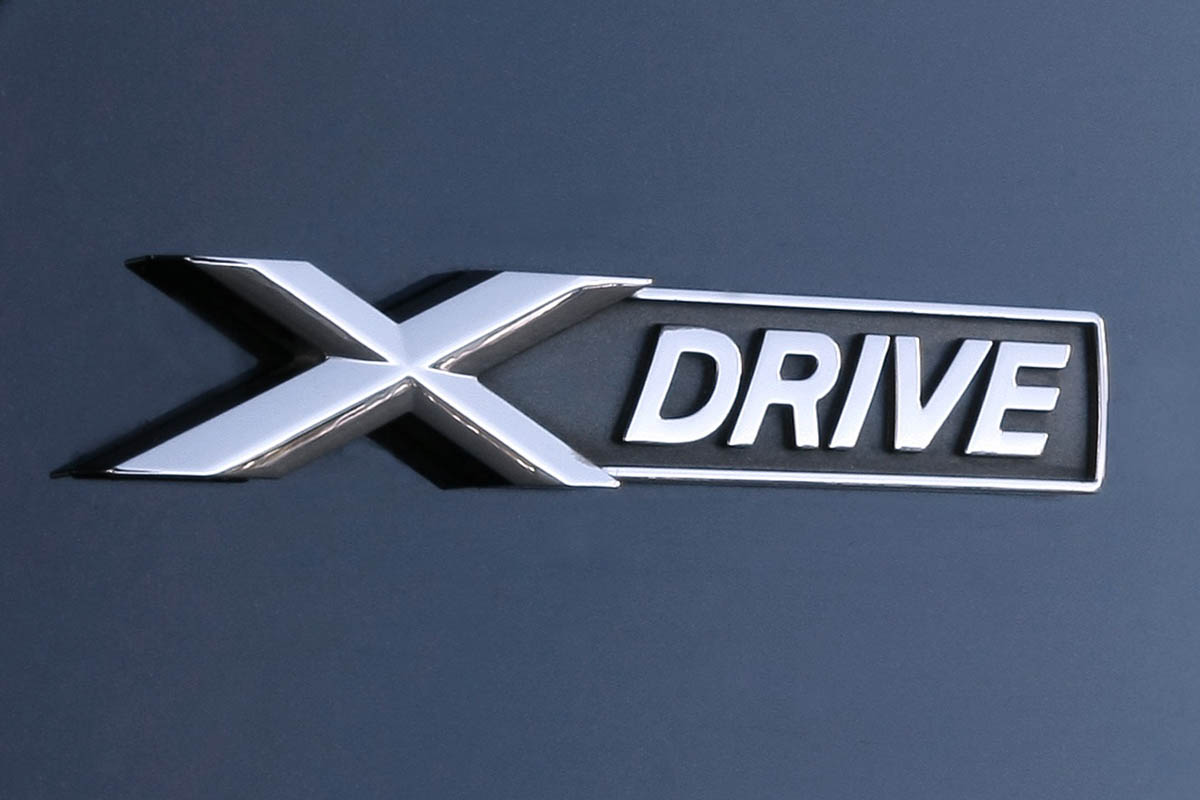 BMW xDrive logo