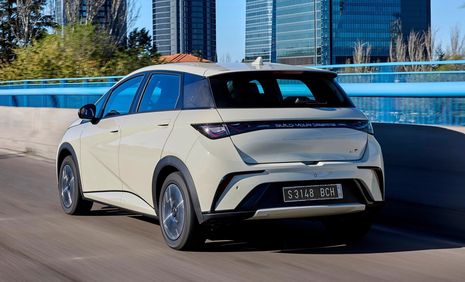 BYD Dolphin
