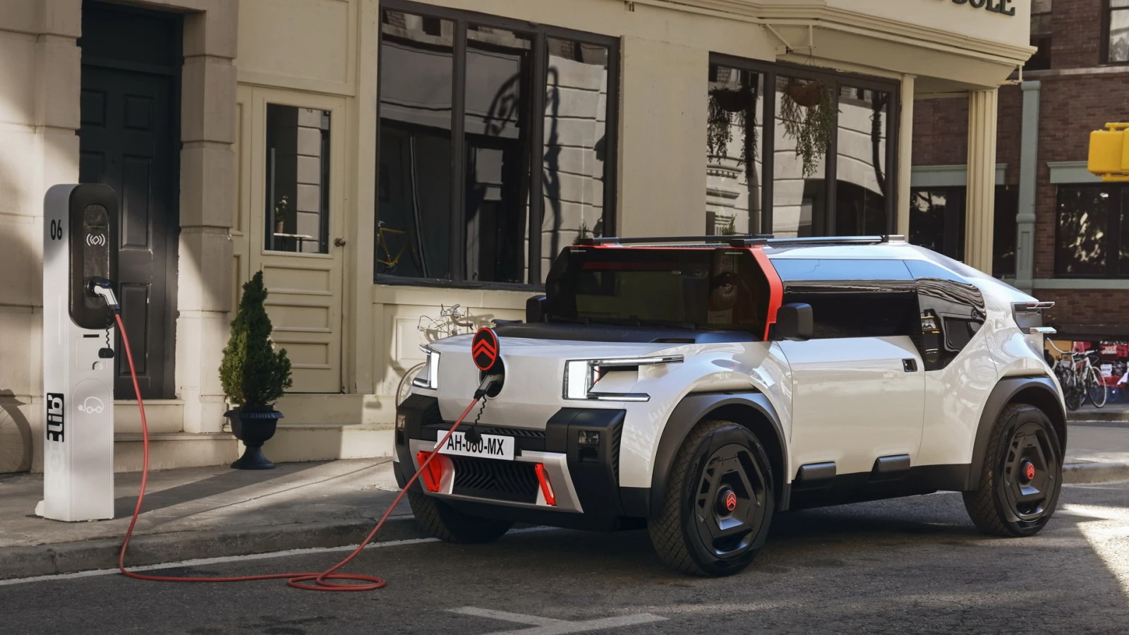 Citroën C4, Citroën Oli