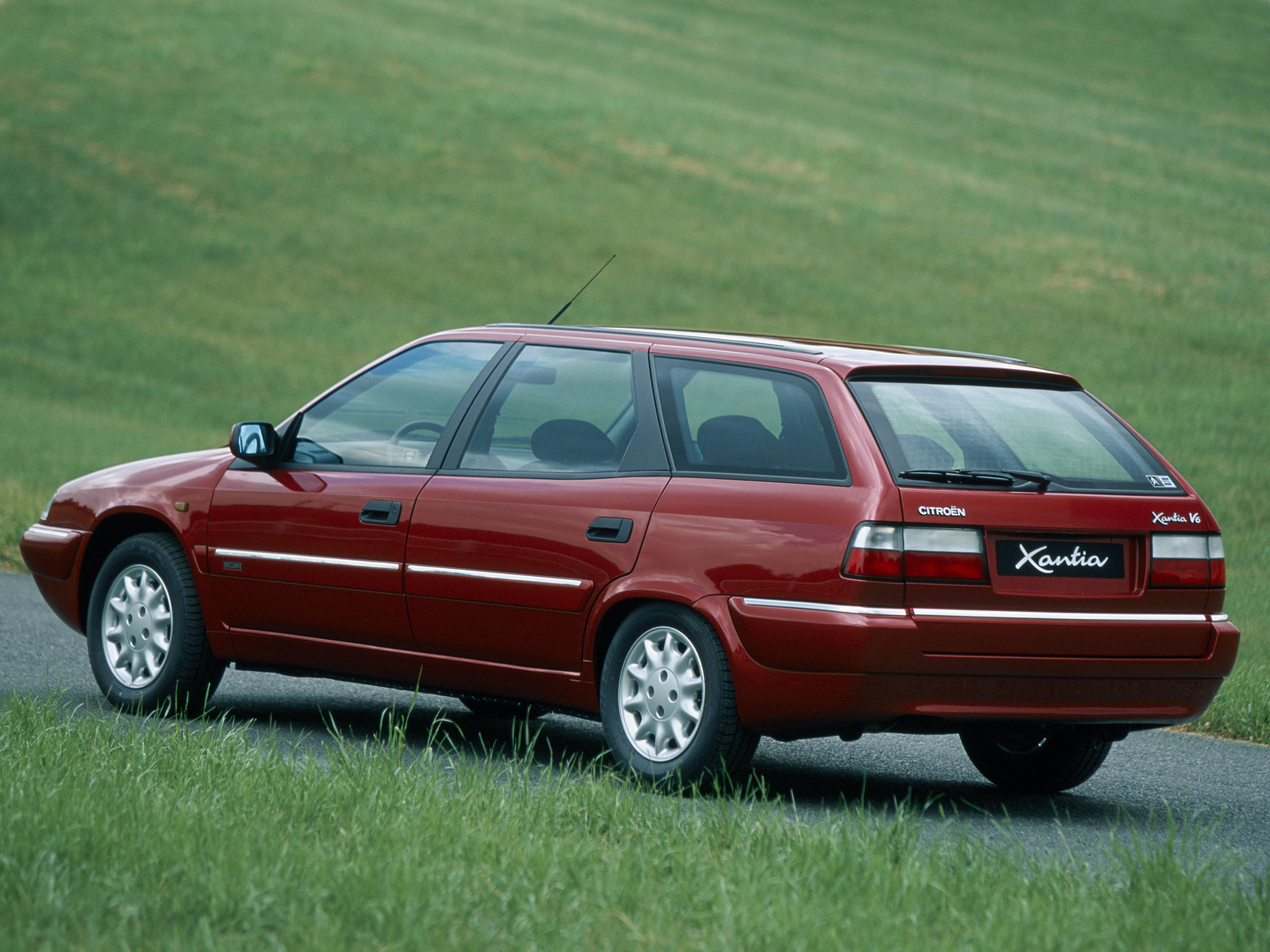 Citroën Xantia 1993-2002, από απόγονος πρόγονος