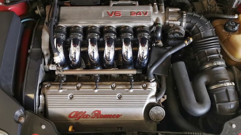 Alfa Romeo 3.0i V6 24v engine