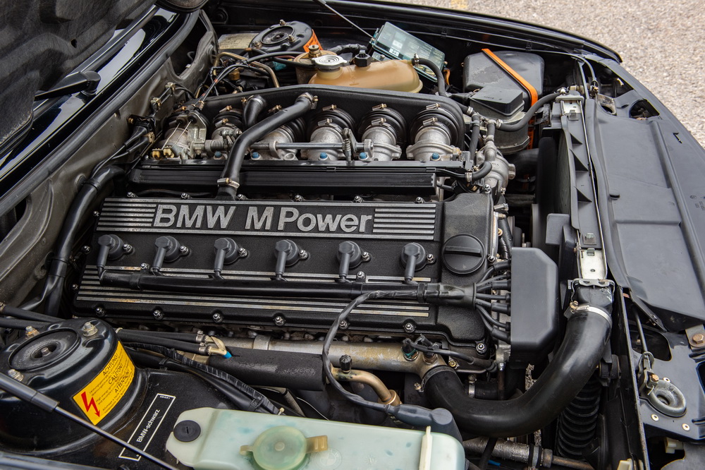 BMW M5 E28 1985-1987