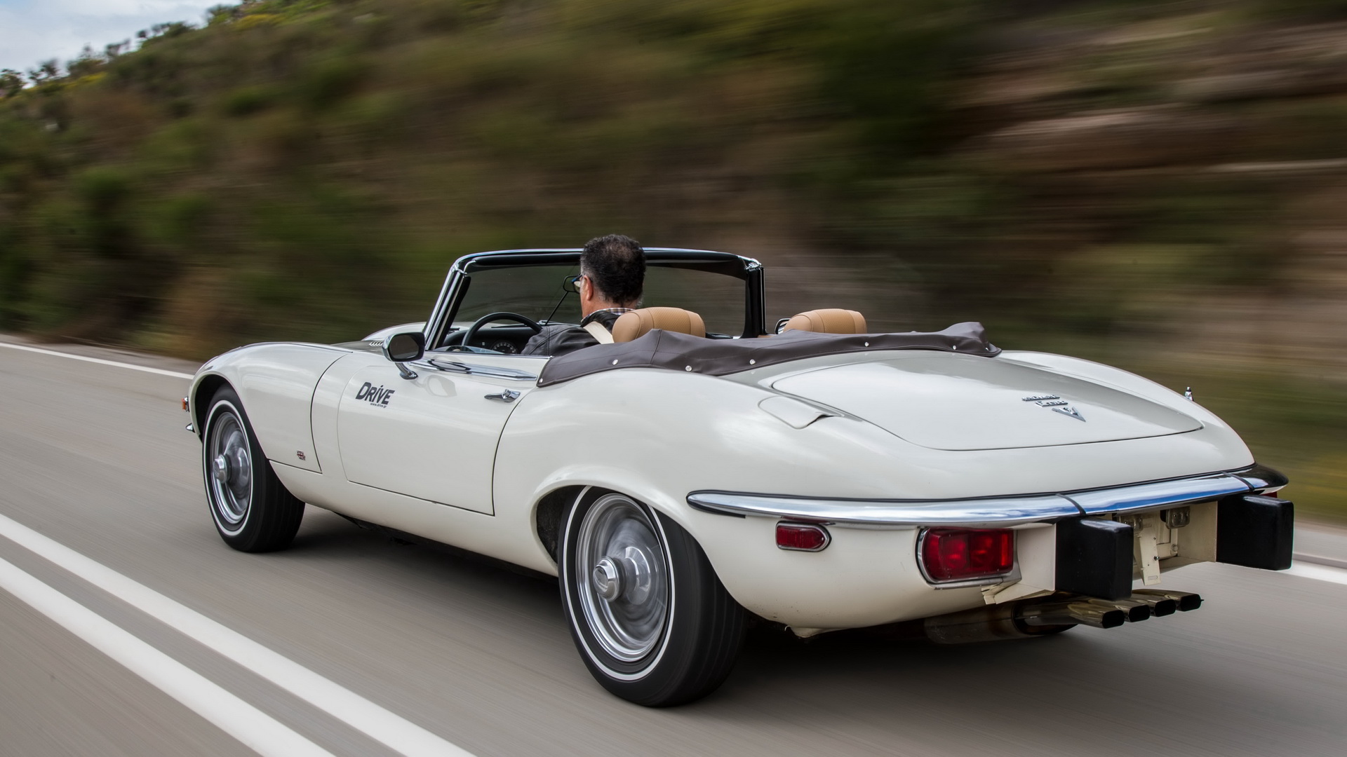 Classic Test Drive: Jaguar E-type S3 V12 Open Two-Seater 1971-1975, Photo credits DRIVE Magazine/Thanassis Koutsogiannis