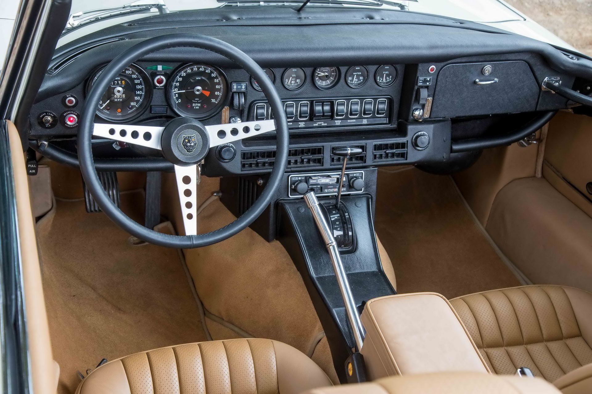 Classic Test Drive: Jaguar E-type S3 V12 Open Two-Seater 1971-1975, Photo credits DRIVE Magazine/Thanassis Koutsogiannis