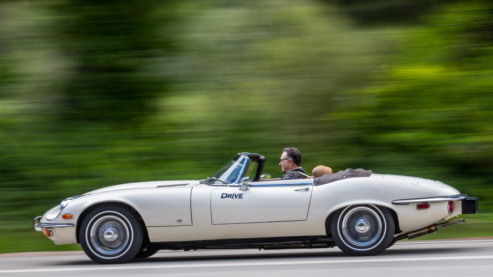 Classic Test Drive: Jaguar E-type S3 V12 Open Two-Seater 1971-1975, Photo credits DRIVE Magazine/Thanassis Koutsogiannis