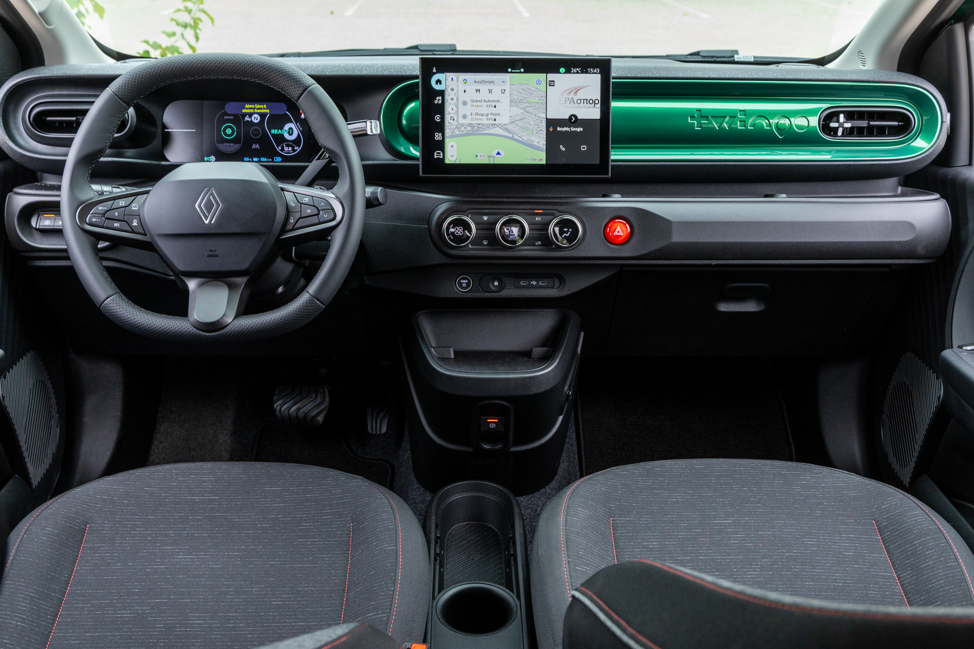 Test drive: Toyota Aygo X vs Renault Twingo, Photo © DRIVE Media Group/Thanassis Koutsogiannis