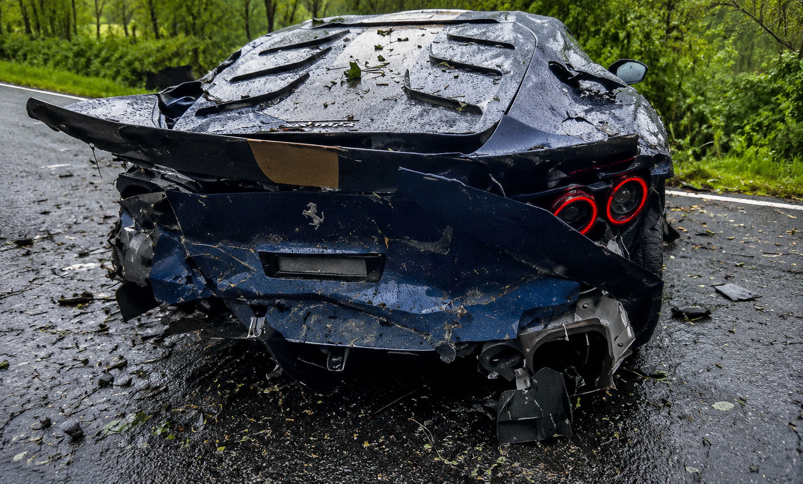 Ferrari 812 Competizione