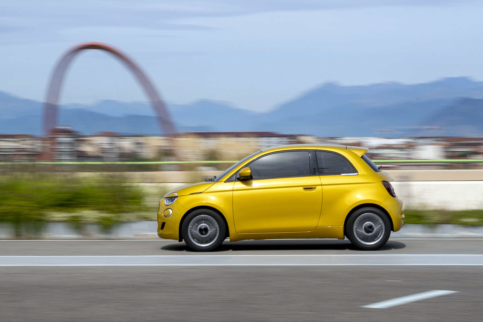 FIAT 500 Hybrid