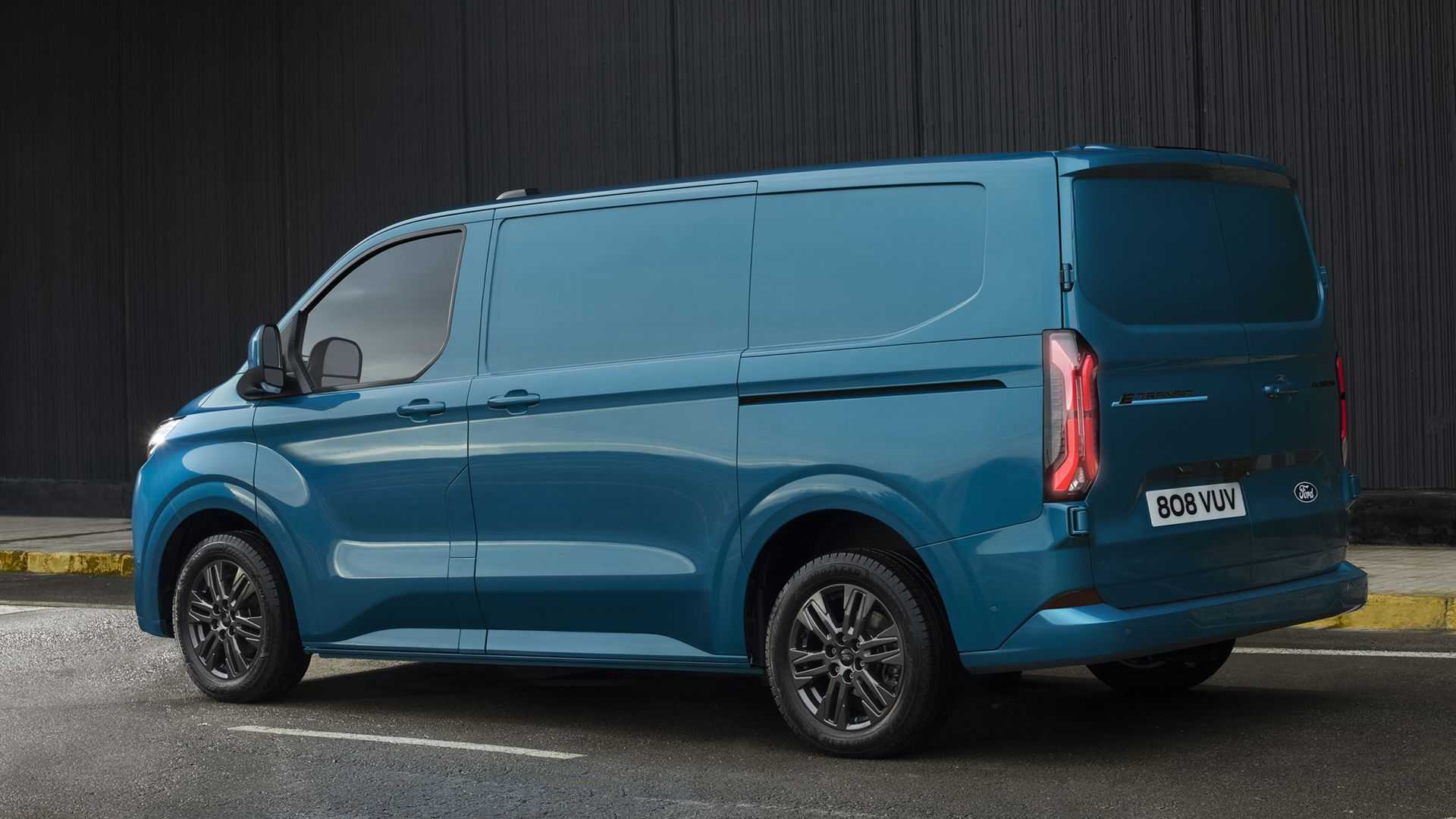 Ford E-Transit Custom