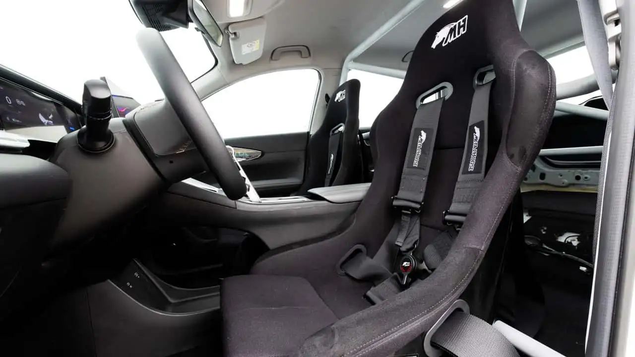 Geely EX2