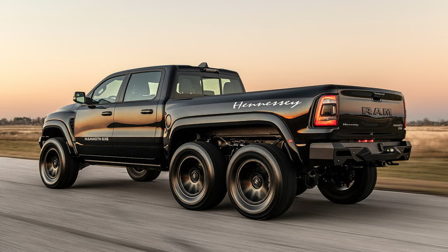 Hennessey Mammoth 1000 6x6 TRX