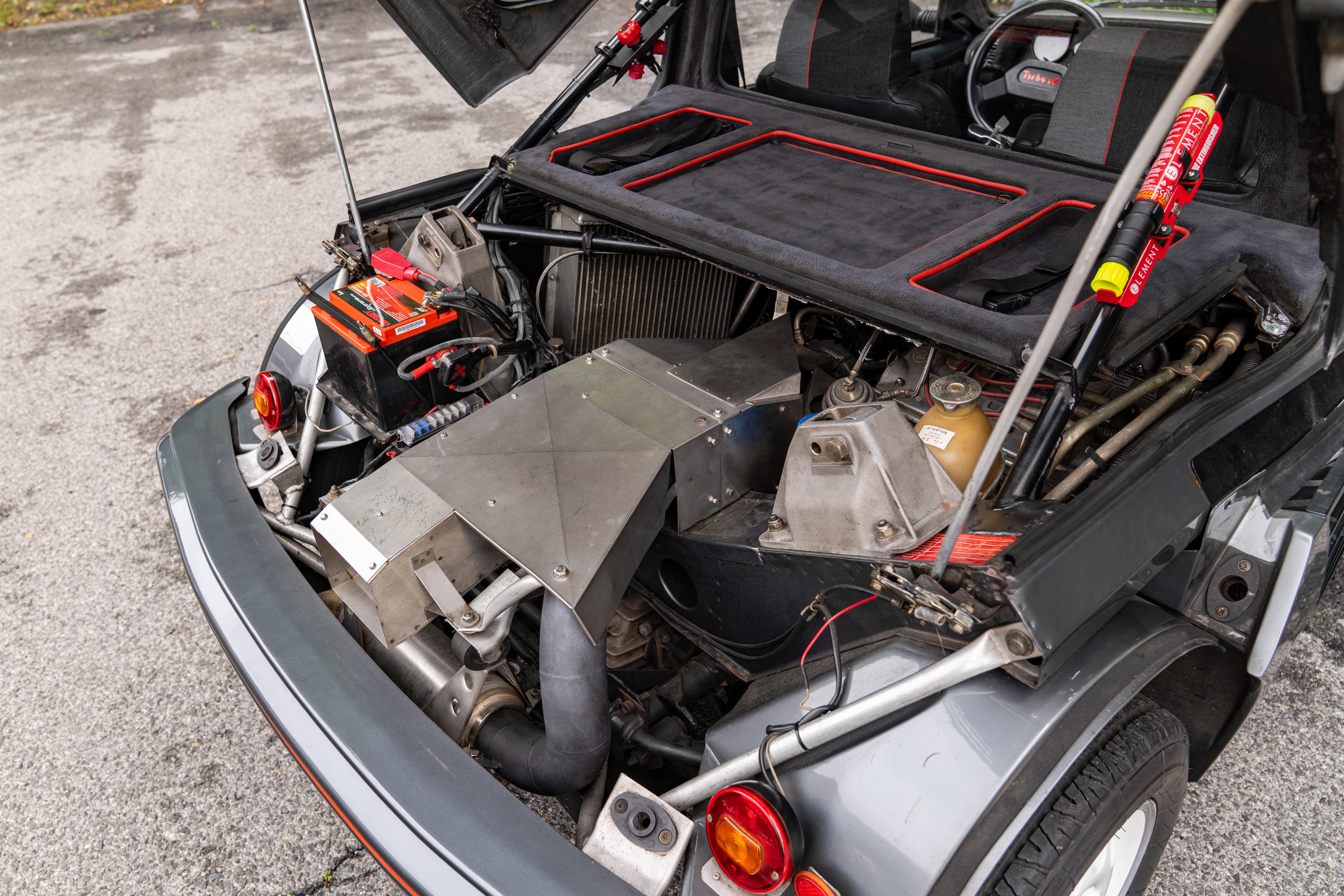 Peugeot 205 T16