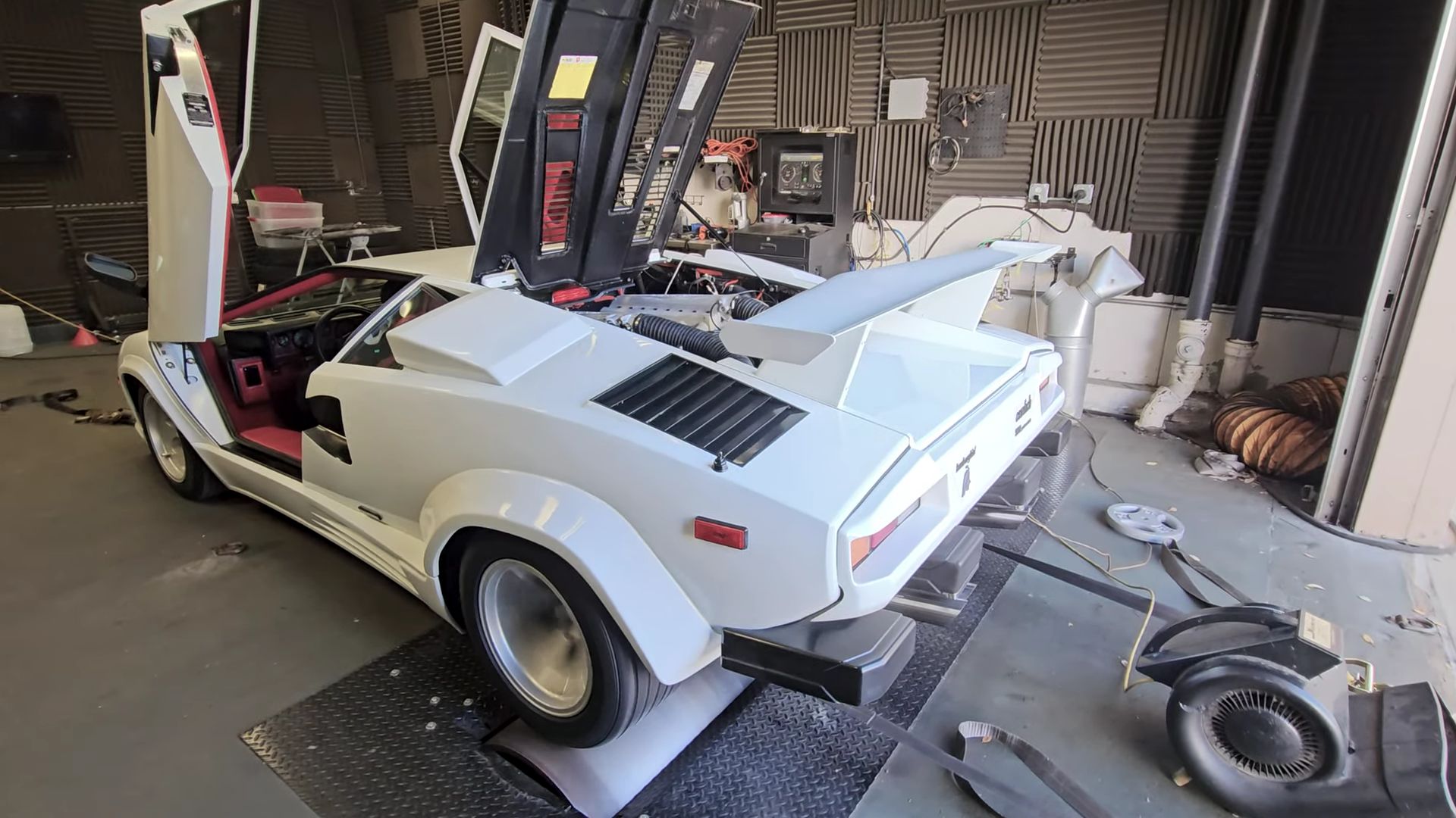 Countach 5000