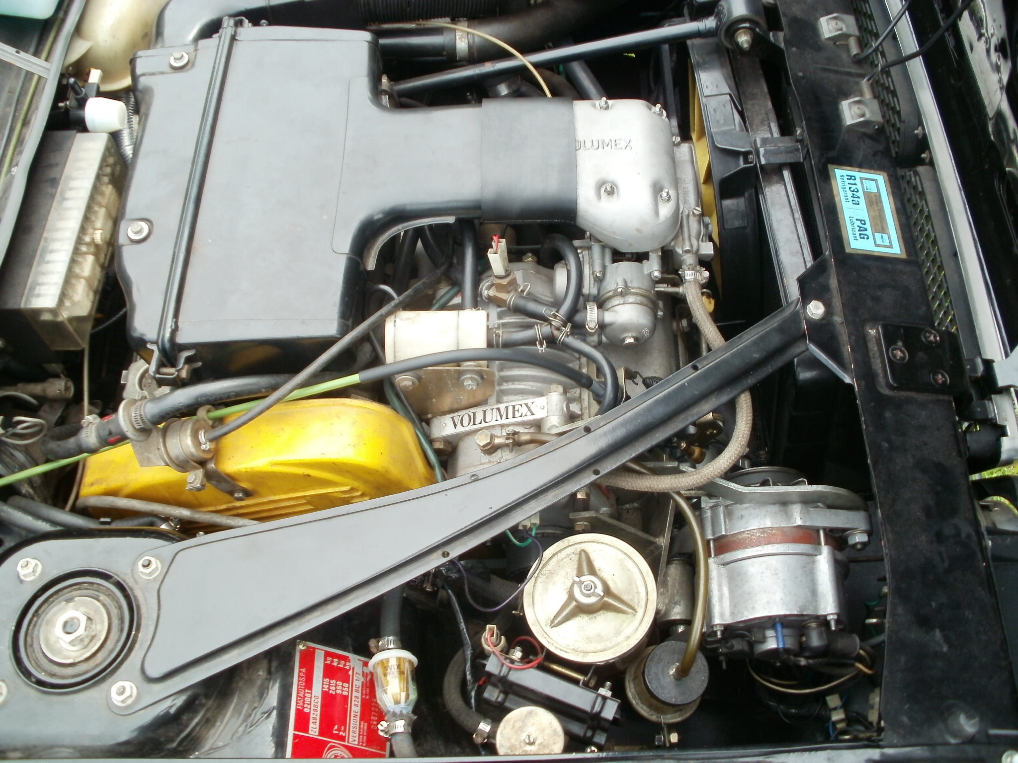 Lancia Beta Volumex engine