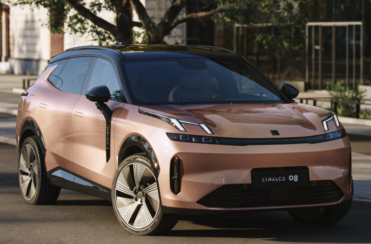 Lynk & Co 08