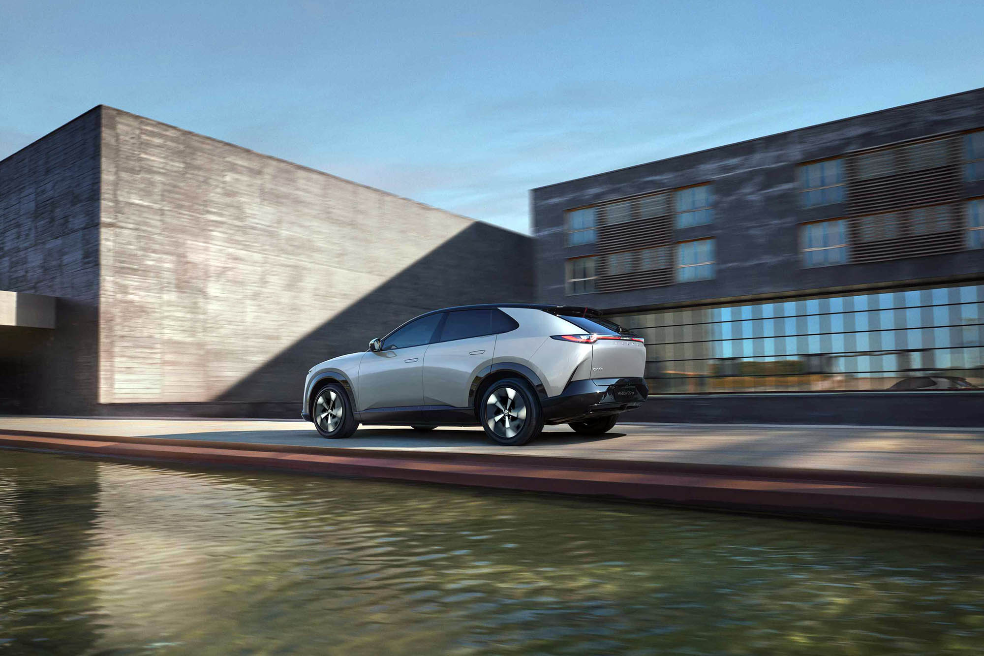 Mazda CX-6e