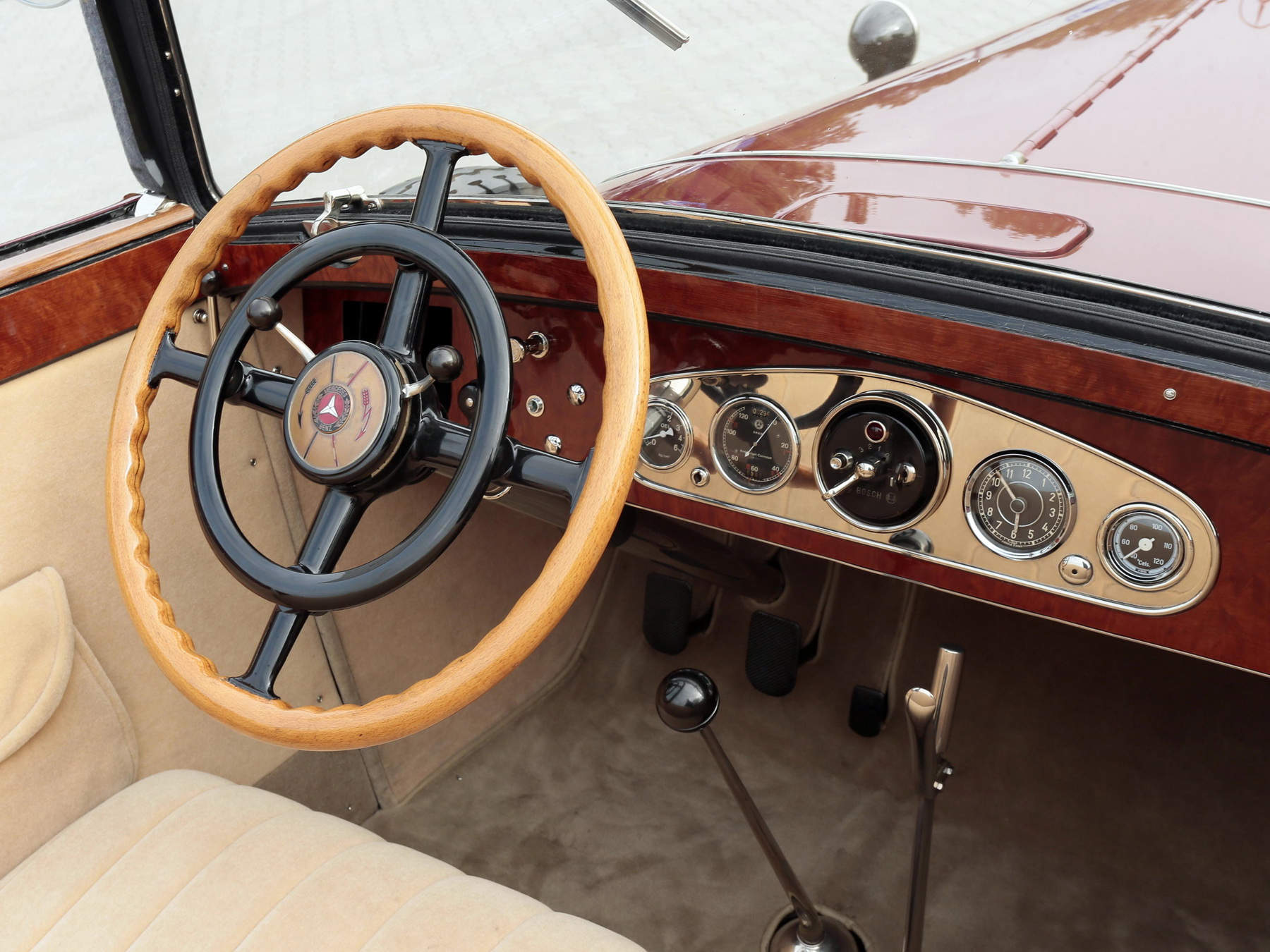 Mercedes-Benz 460 Nürburg