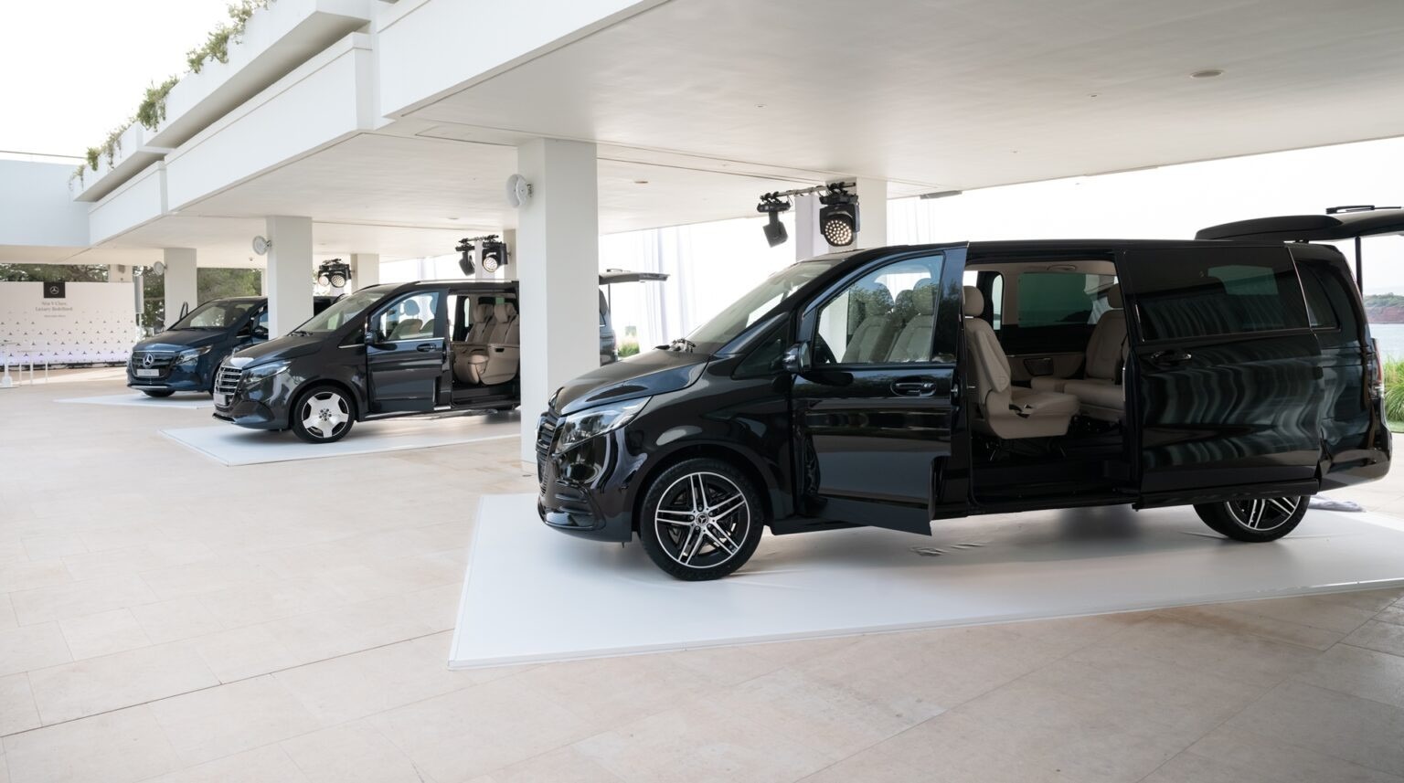 Mercedes-Benz V-Class & EQV