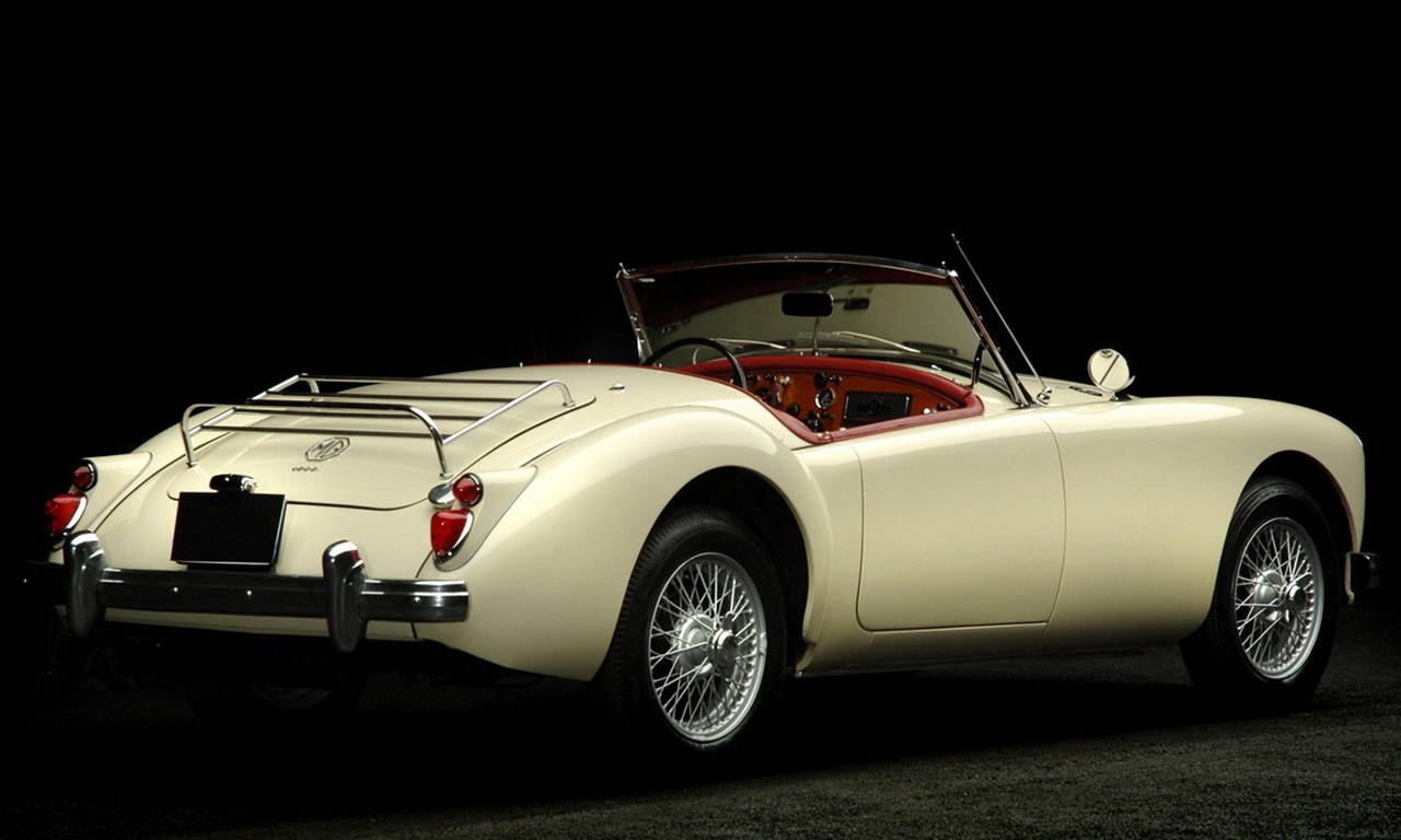 MG MGA