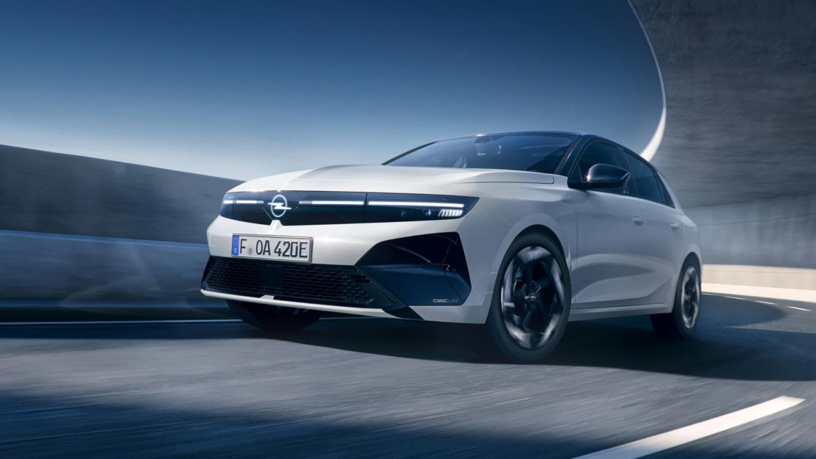 Opel Astra GSE Line, Peugeot 308