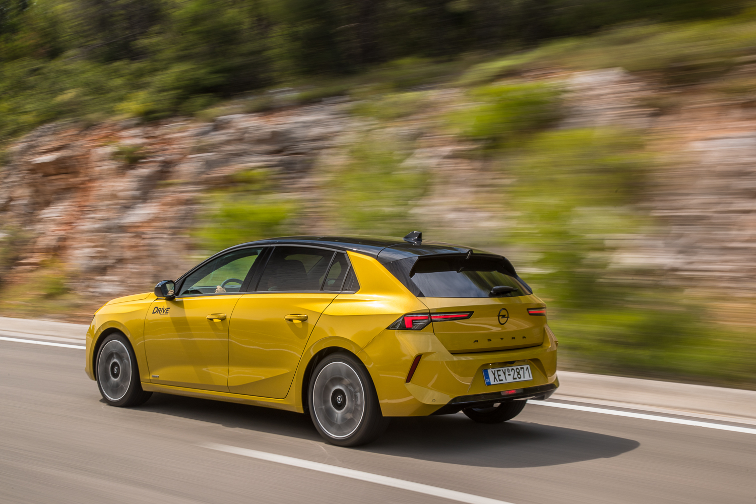 Test drive: Opel Astra 1.2 130 PS ΑΤ8, Photo credits DRIVE Media Group/Thanassis Koutsogiannis