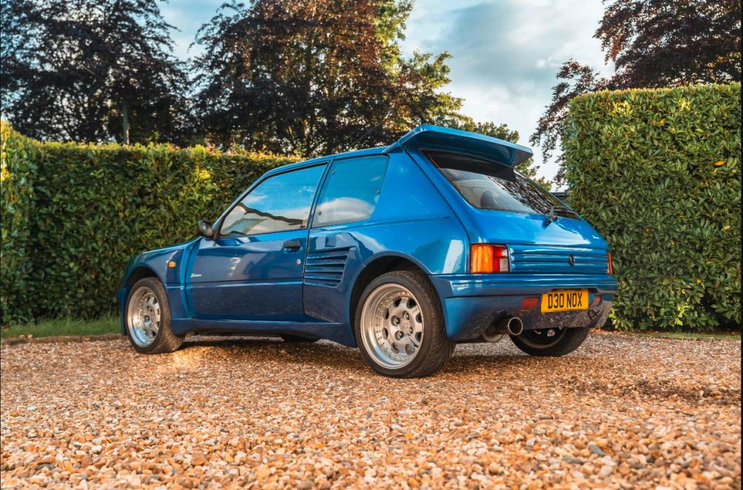 Peugeot 205 GTI Dimma