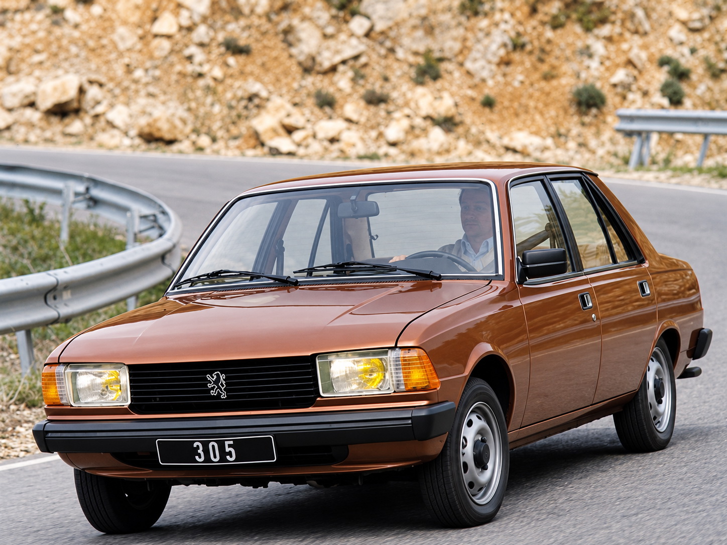 Peugeot 305