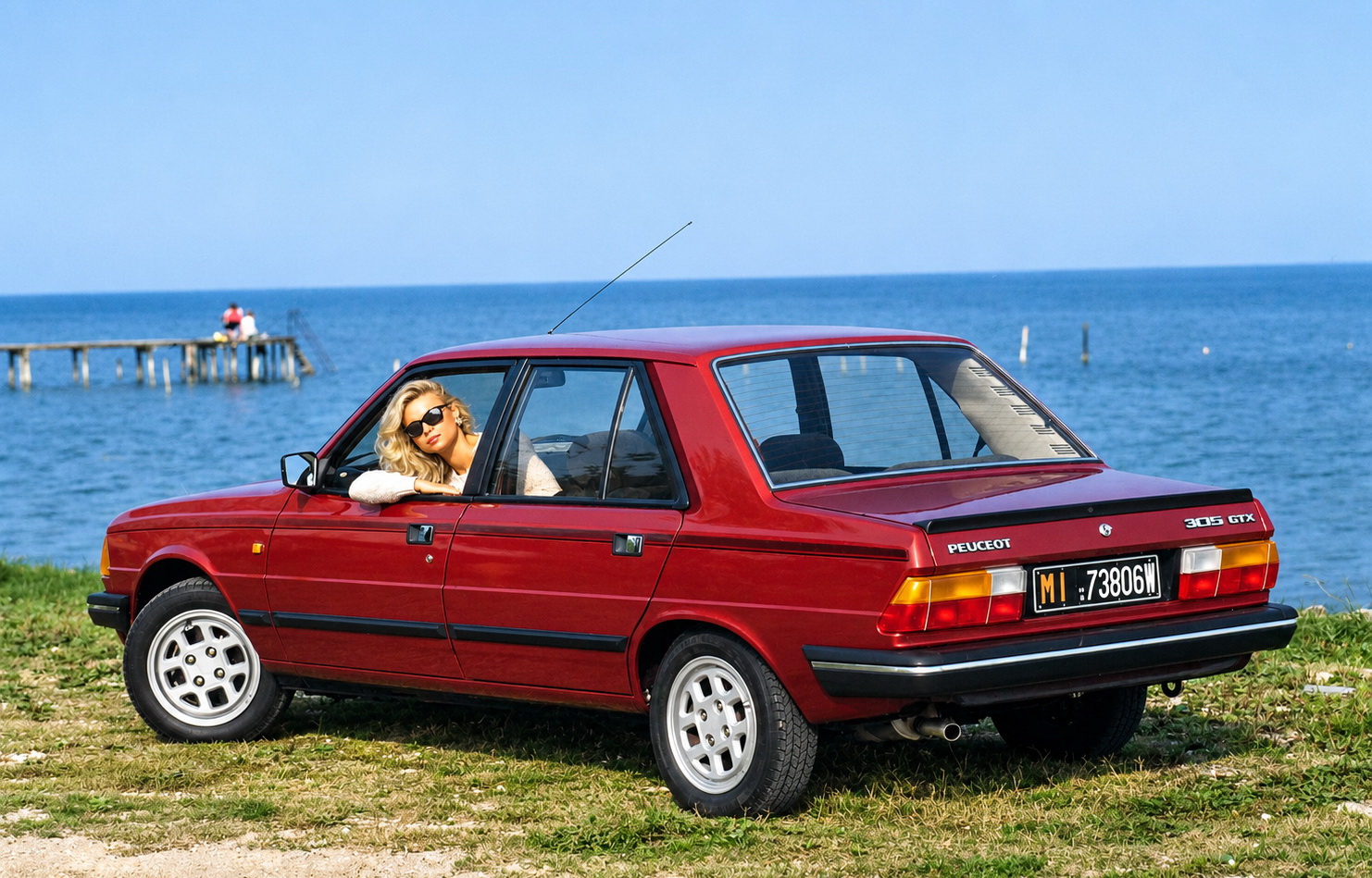 Peugeot 305