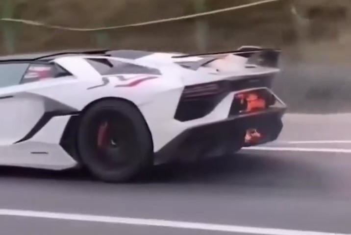 Aventador SVJ 63