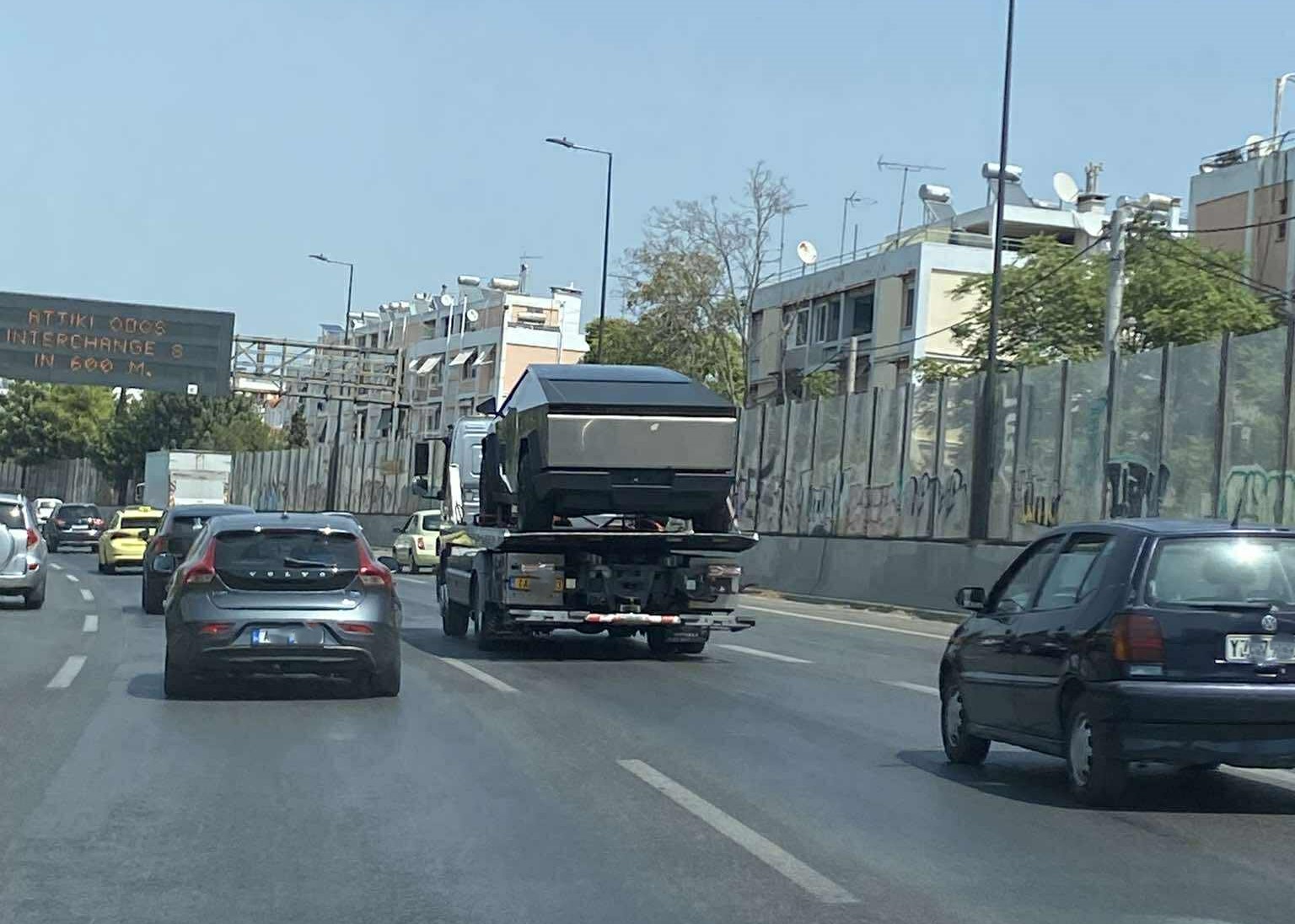 Tesla Cybertruck