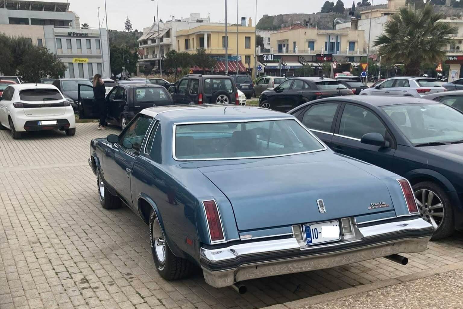 Oldsmobile Cutlass