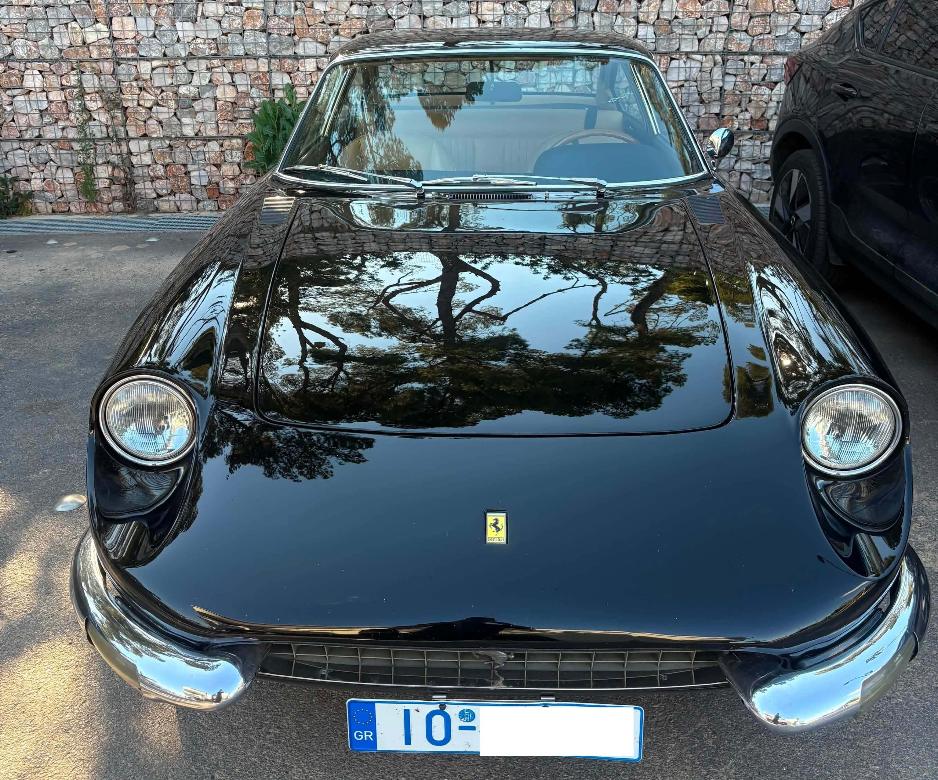 Ferrari 365 GT 2+2