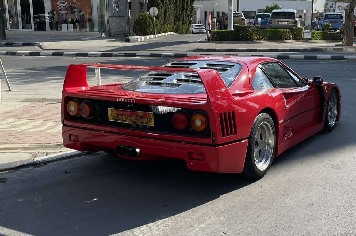 Ferrari F40