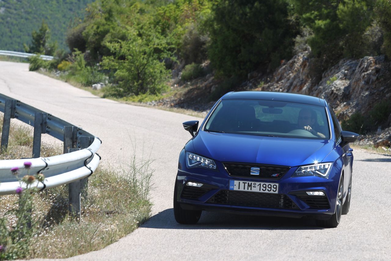 seat leon cupra 300