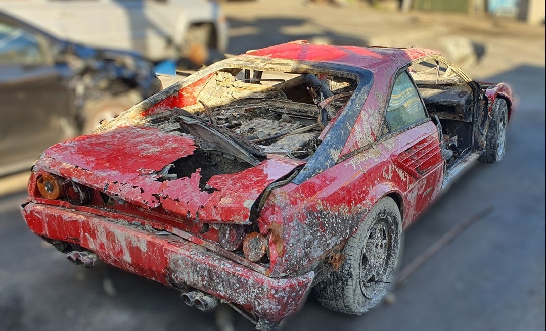 Ferrari Mondial V8