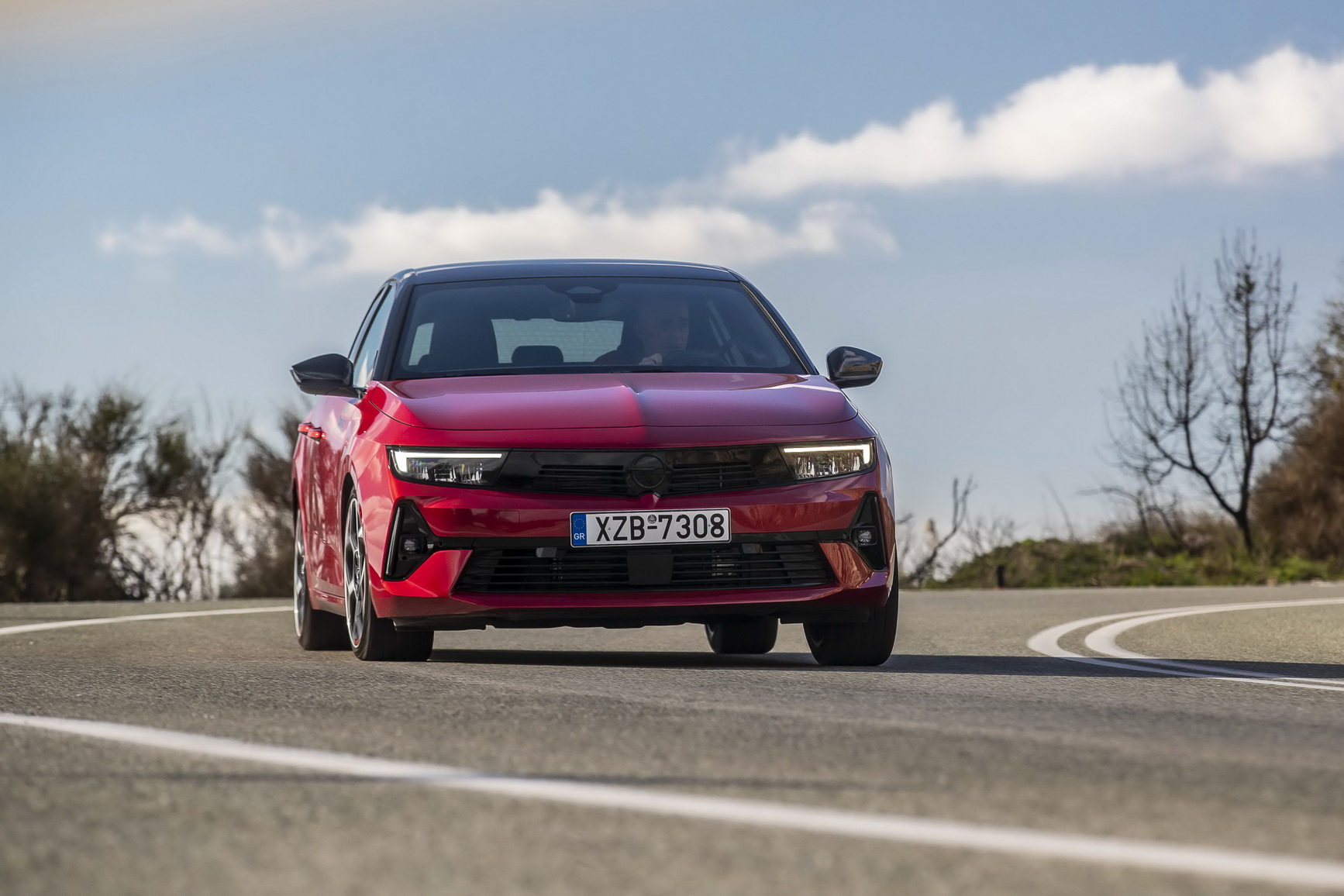 Test drive: Opel Astra Hybrid 180 PS, photo © DRIVE Media Group/Thanassis Koutsogiannis