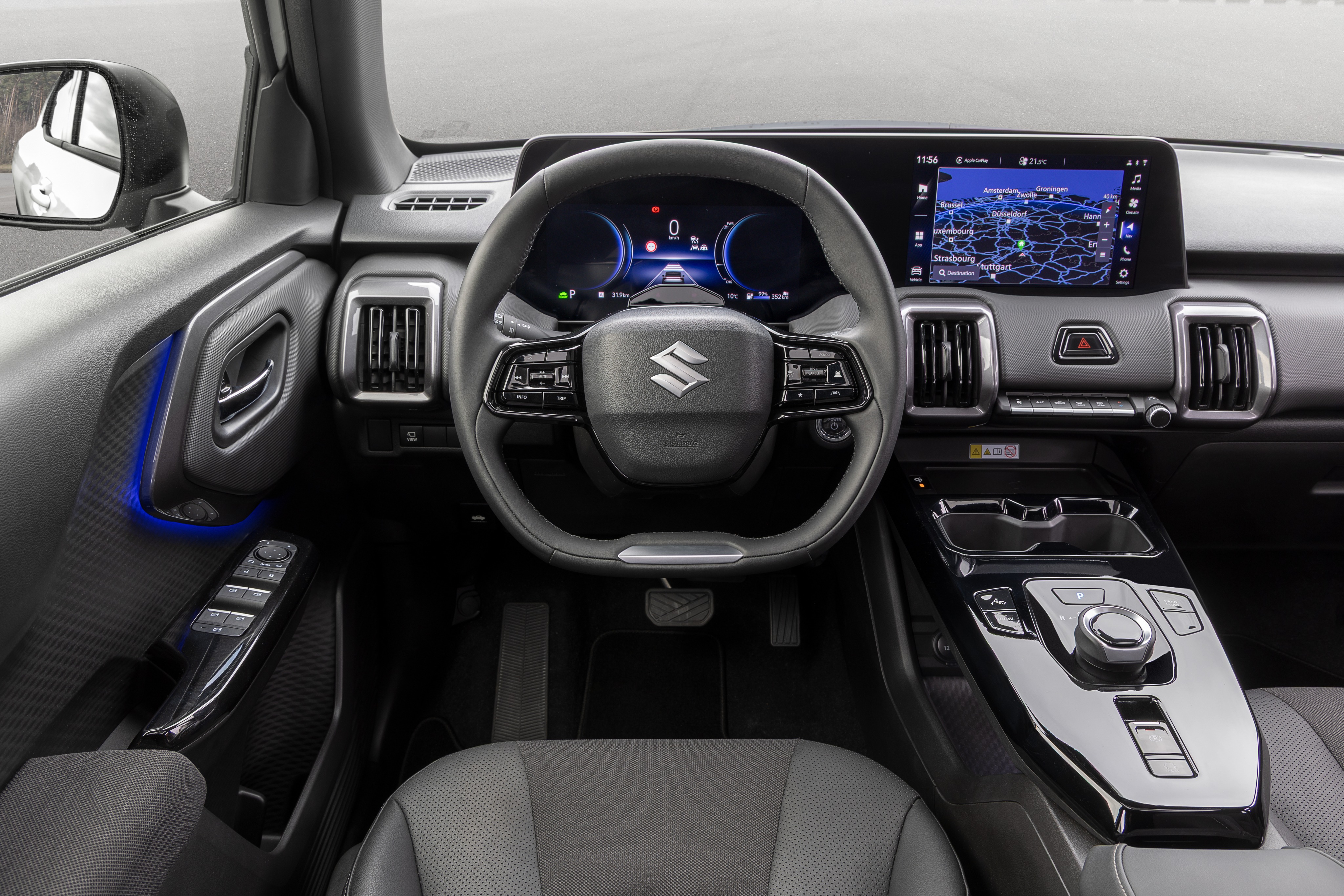 Suzuki eVITARA
