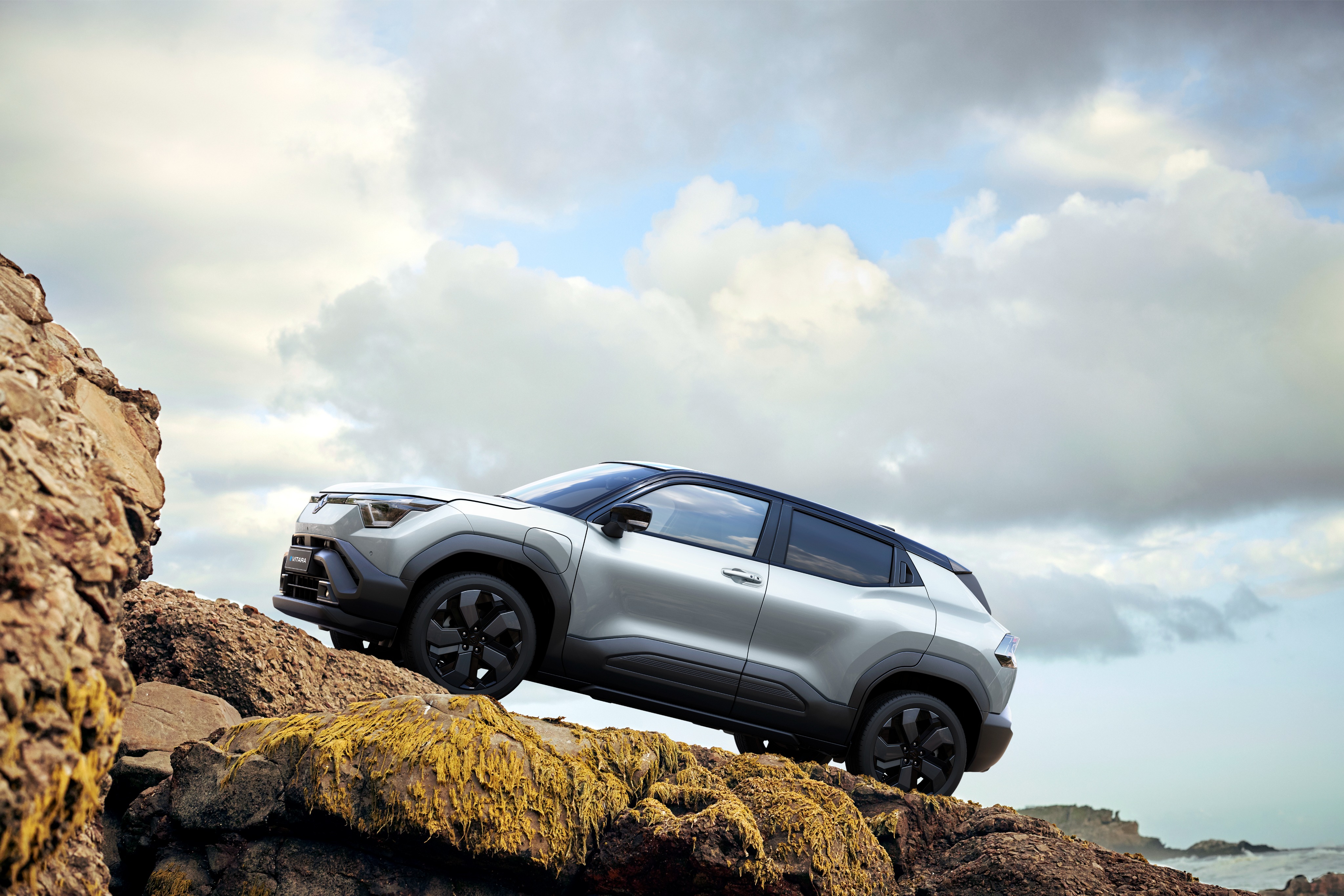 Suzuki eVITARA