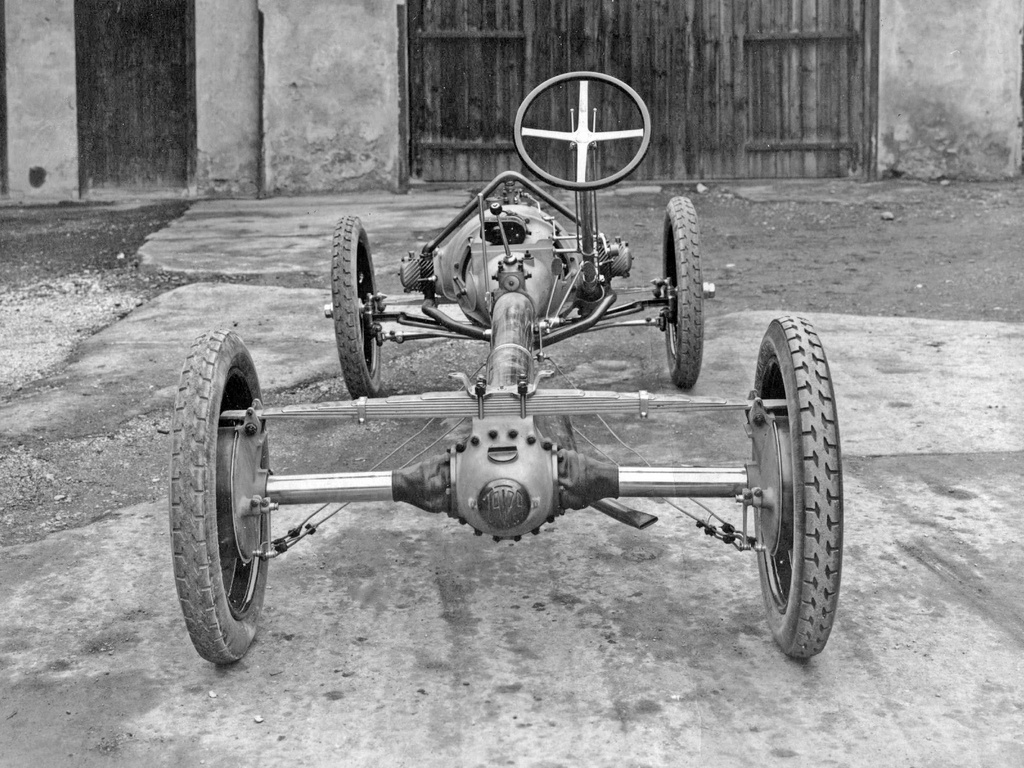 DRIVE Legend: Hans Ledwinka 1878-1967, Tatra 11