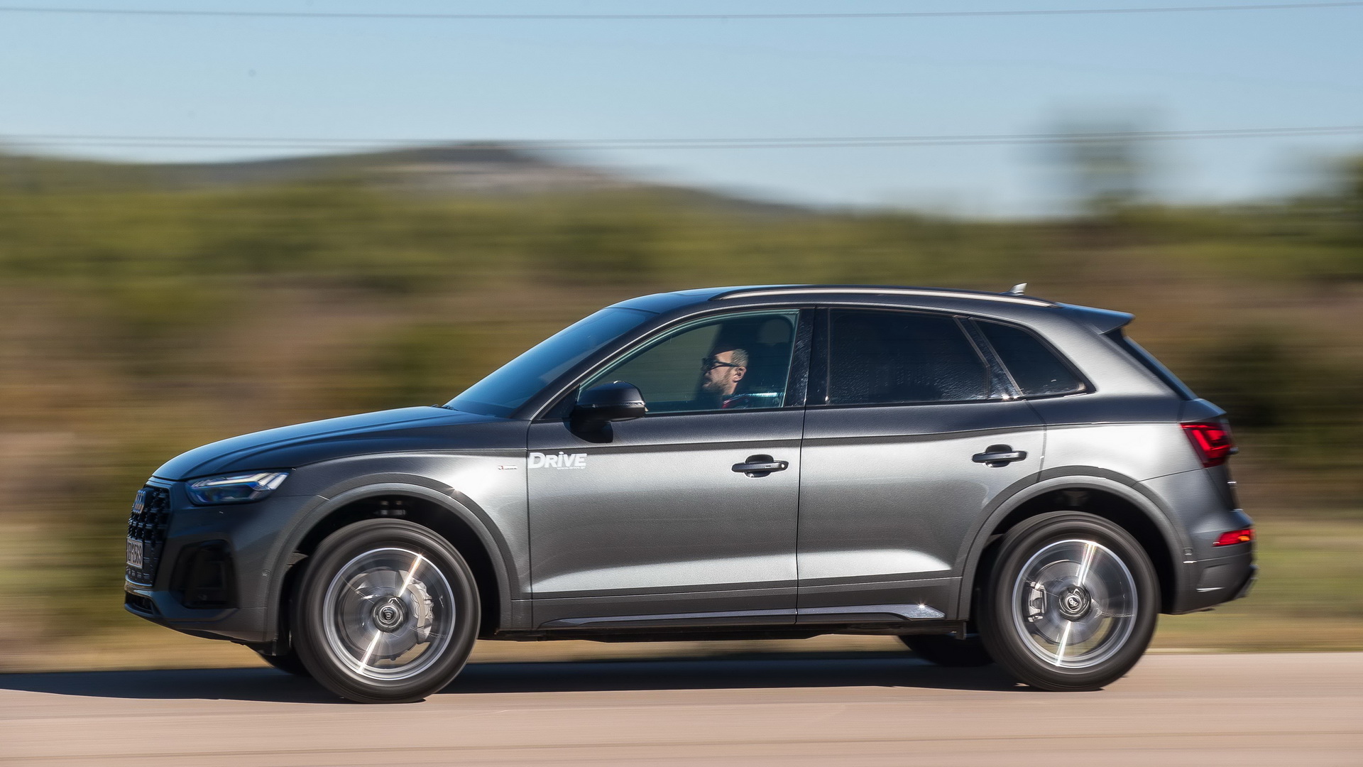 Test drive: Audi Q5 S line 40 TDI Hybrid quattro-ultra S tronic/photo credits DRIVE Magazine/Thanassis Koutsogiannis