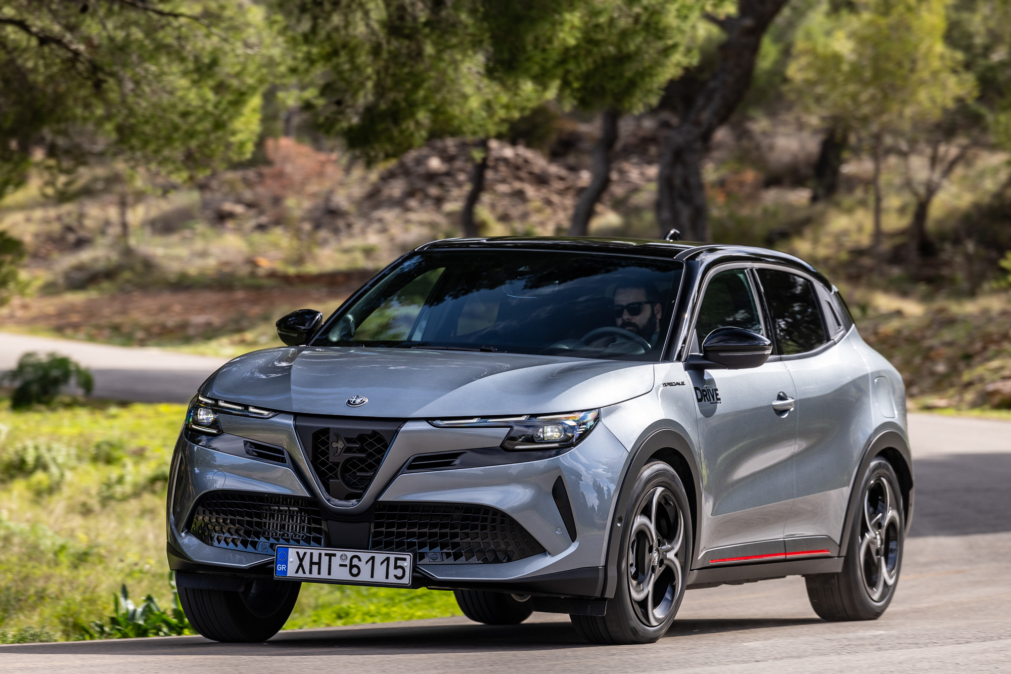 Test drive: Alfa Romeo Junior Ibrida, Photo © DRIVE Media Group/Thanassis Koutsogiannis