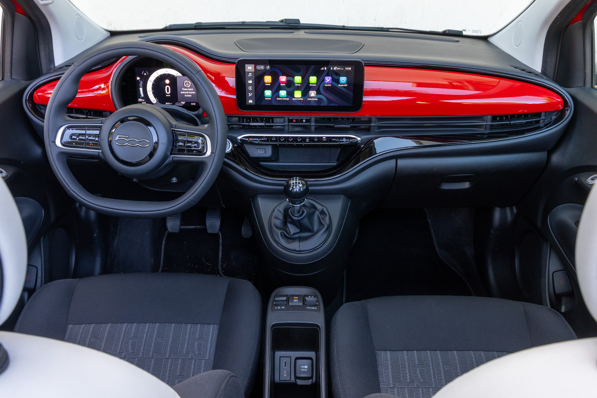 Test drive: FIAT 500 Hybrid Cabrio, Photo © DRIVE Media Group/Thanassis Koutsogiannis