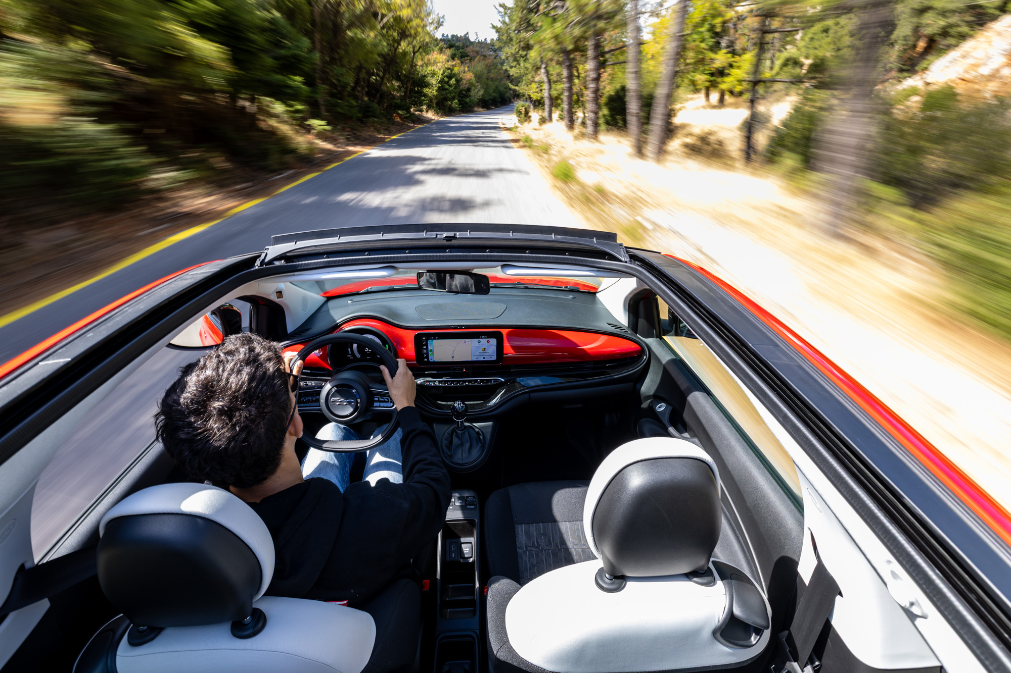 Test drive: FIAT 500 Hybrid Cabrio, Photo © DRIVE Media Group/Thanassis Koutsogiannis