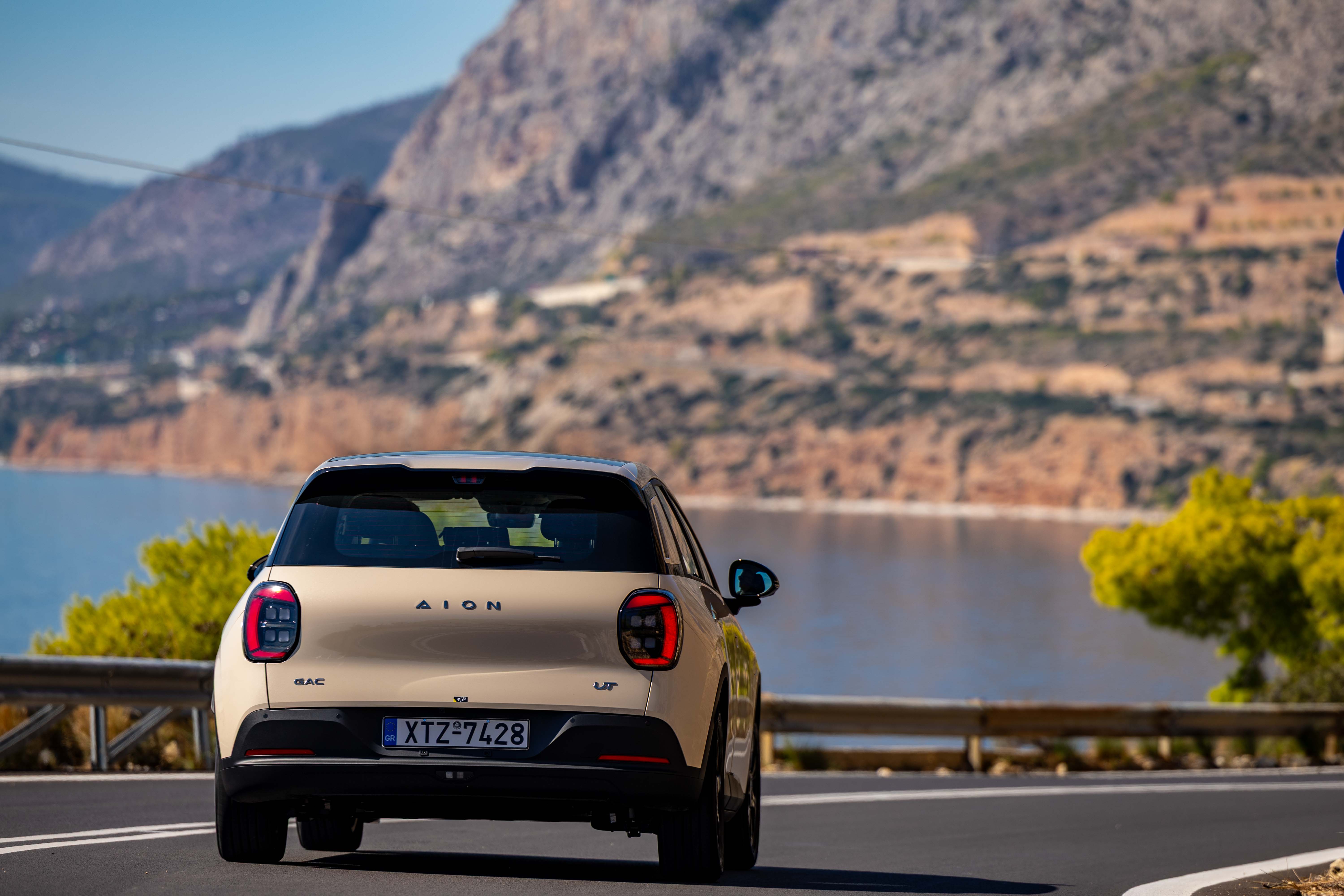 Test drive: Aion UT, Photo © DRIVE Media Group/Thanassis Koutsogiannis