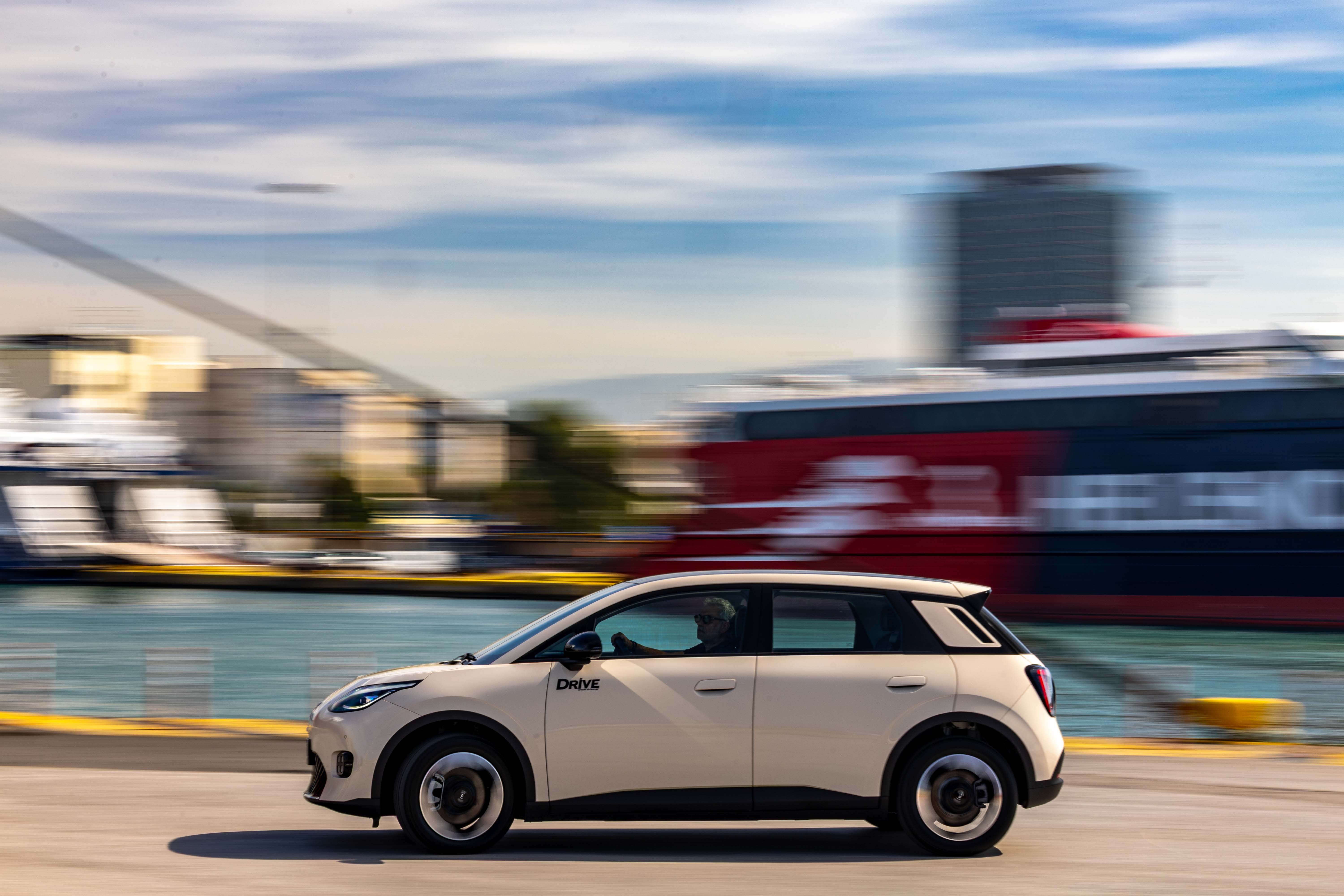 Test drive: Aion UT, Photo © DRIVE Media Group/Thanassis Koutsogiannis