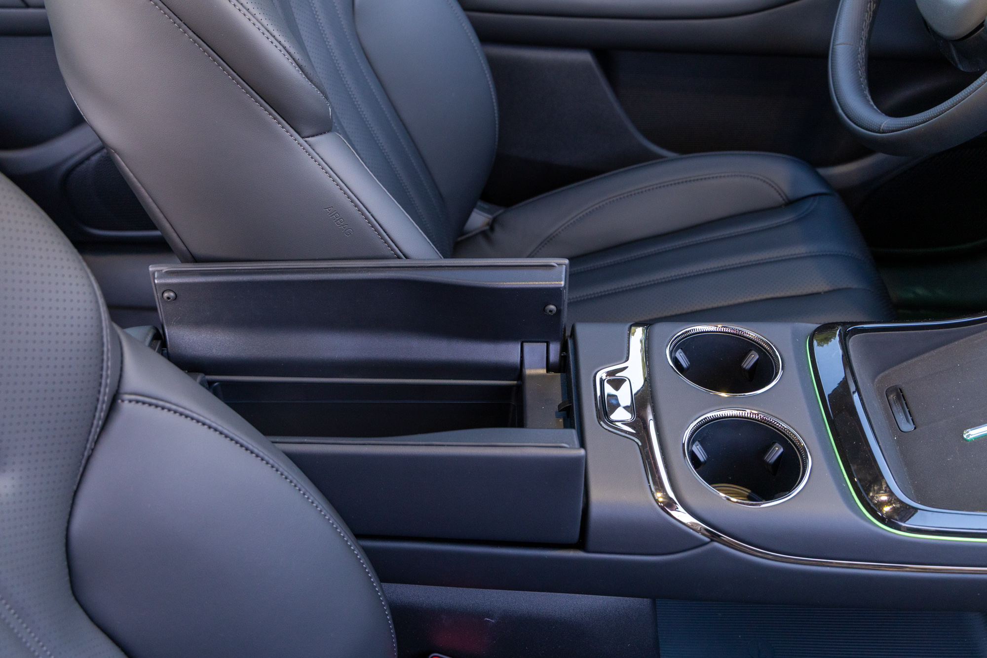 Test drive: GAC Aion V, Photo © DRIVE Media Group/Thanassis Koutsogiannis