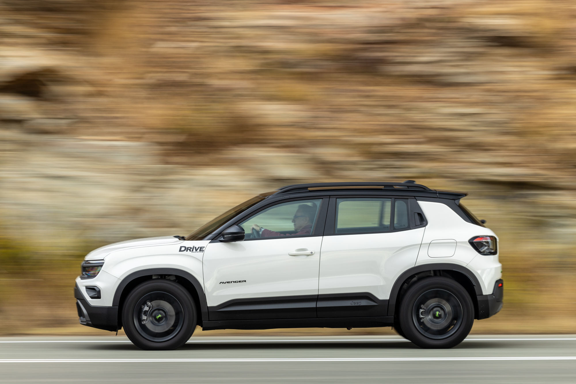 Test drive: Jeep Avenger 4xe, Photo © DRIVE Media Group/Thanassis Koutsogiannis