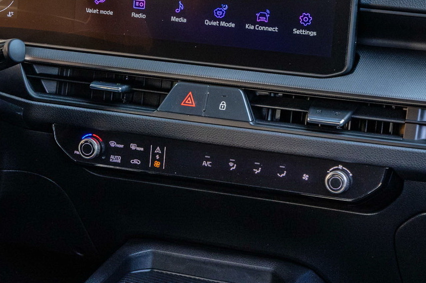 Test drive: KIA Stonic 1.0T MHEV 7DCT, Photo DRIVE Media Group/Thanassis Koutsogiannis