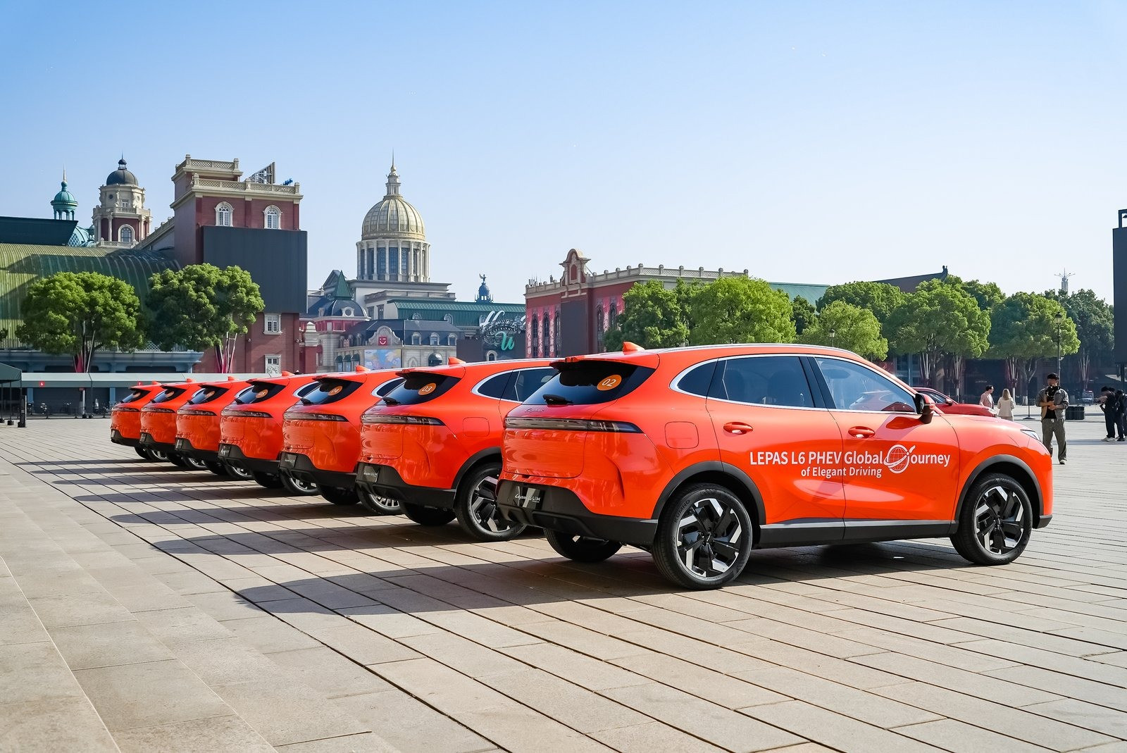Lepas L6 PHEV