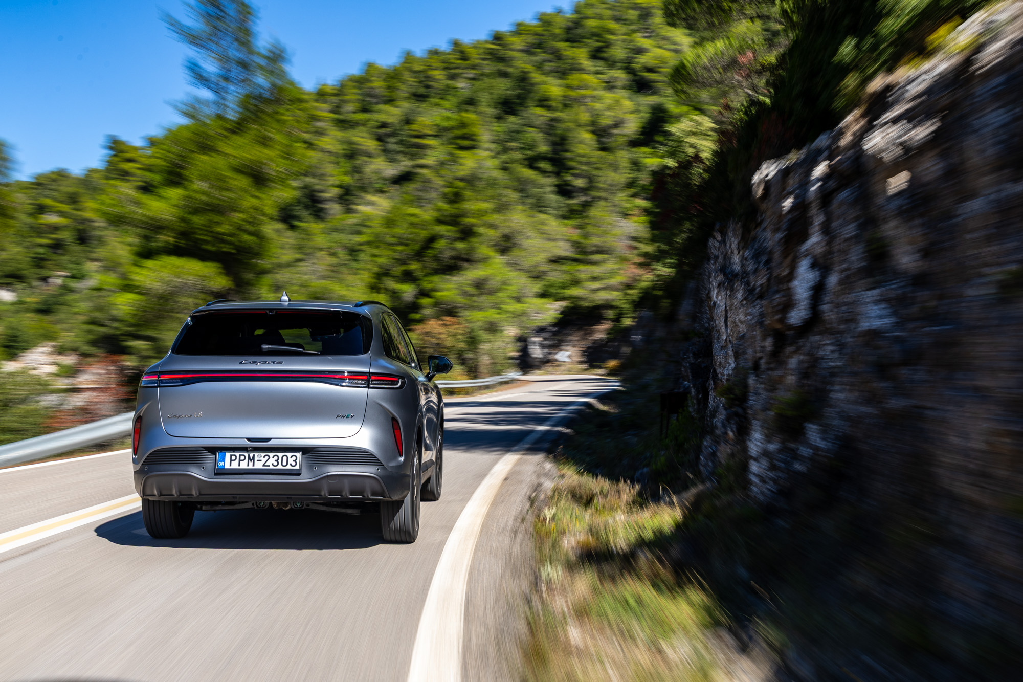 Test drive: Lepas L8 PHEV, Photo © DRIVE Media Group/Thanassis Koutsogiannis